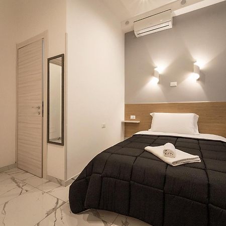 Termini Holiday Рим Экстерьер фото